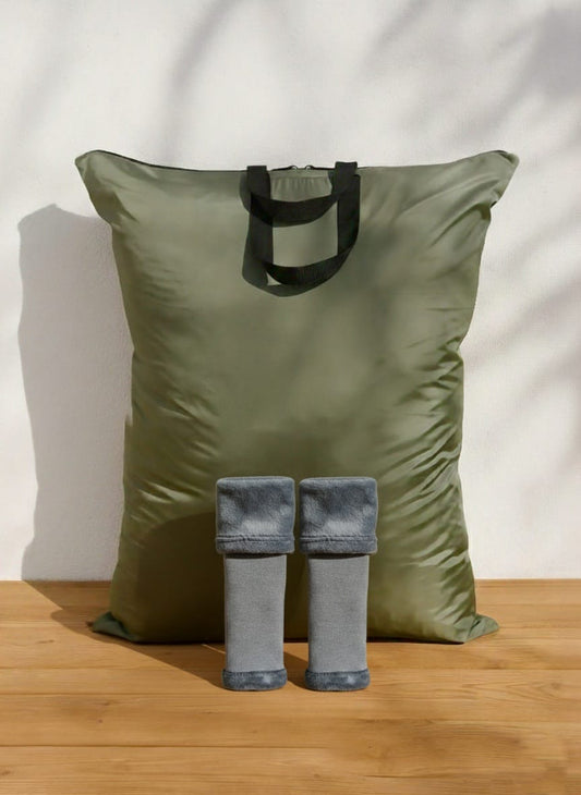 In this deal, You get 4 bags and pair of knee warmer